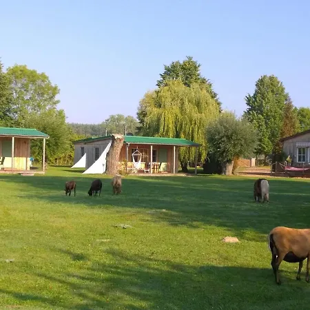 Ferienhaus Am Achterwasser In Luetow 別荘 Lütow